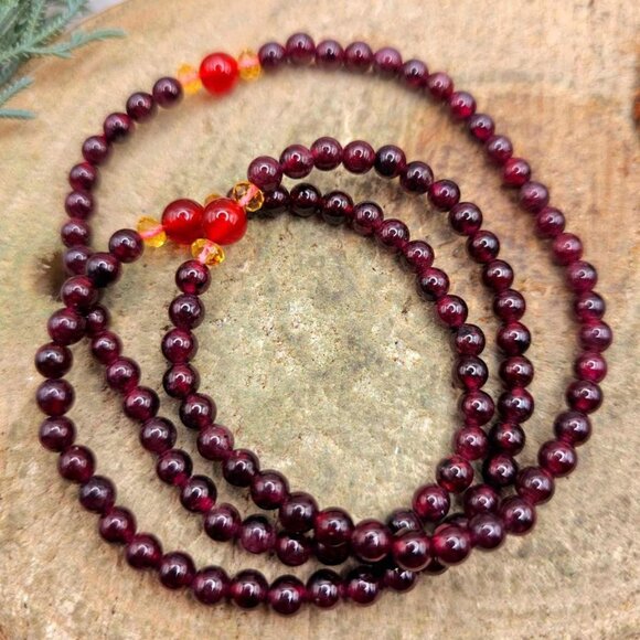 Nature Red Garnet & Agate Round Beads 18" Necklace - Picture 2 of 10